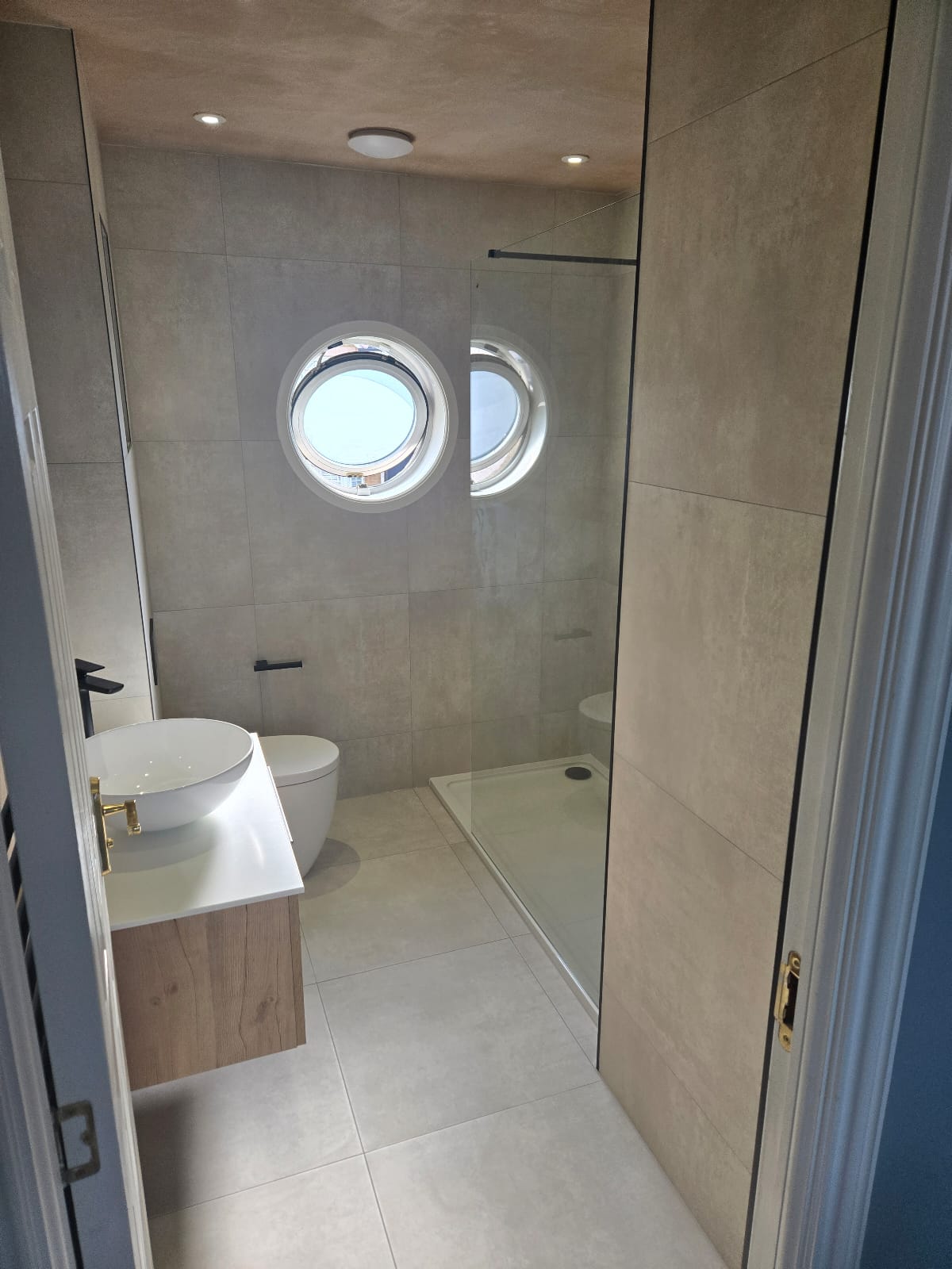 3e2e777a-7dee-4916-bde3-3ab0521413f6