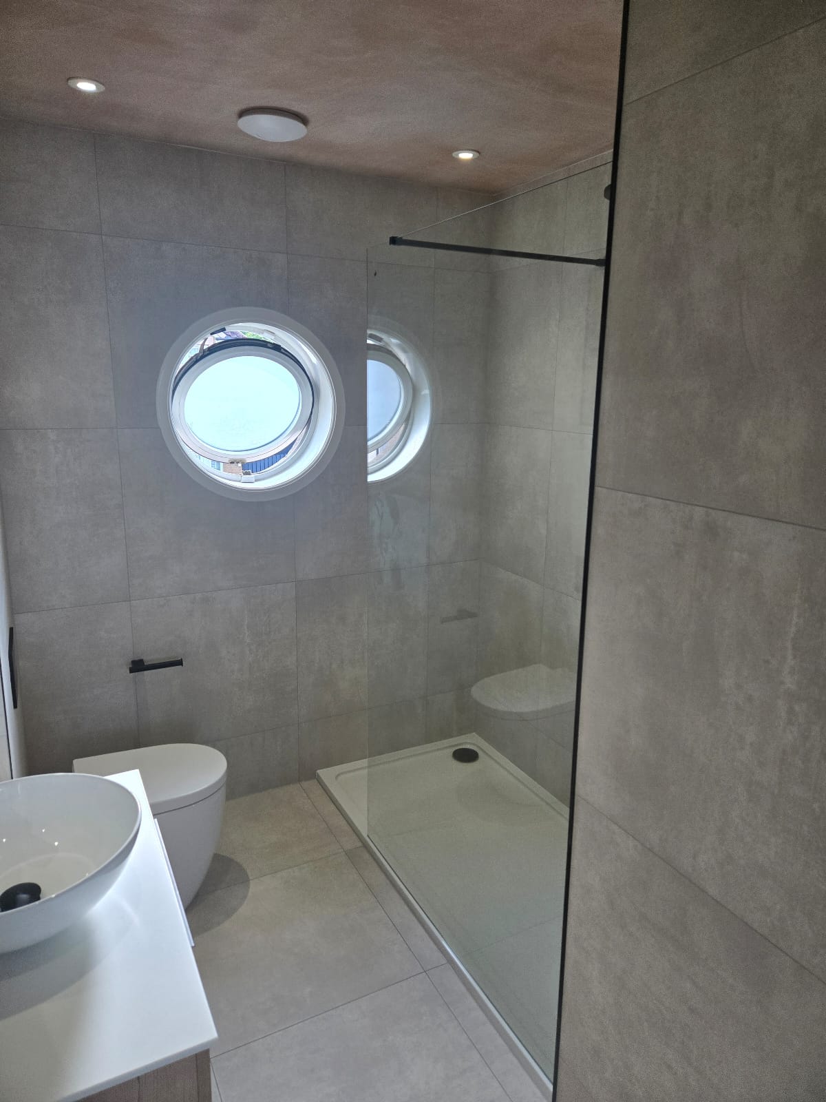 749d3053-8775-4f31-9367-01561fd4684d