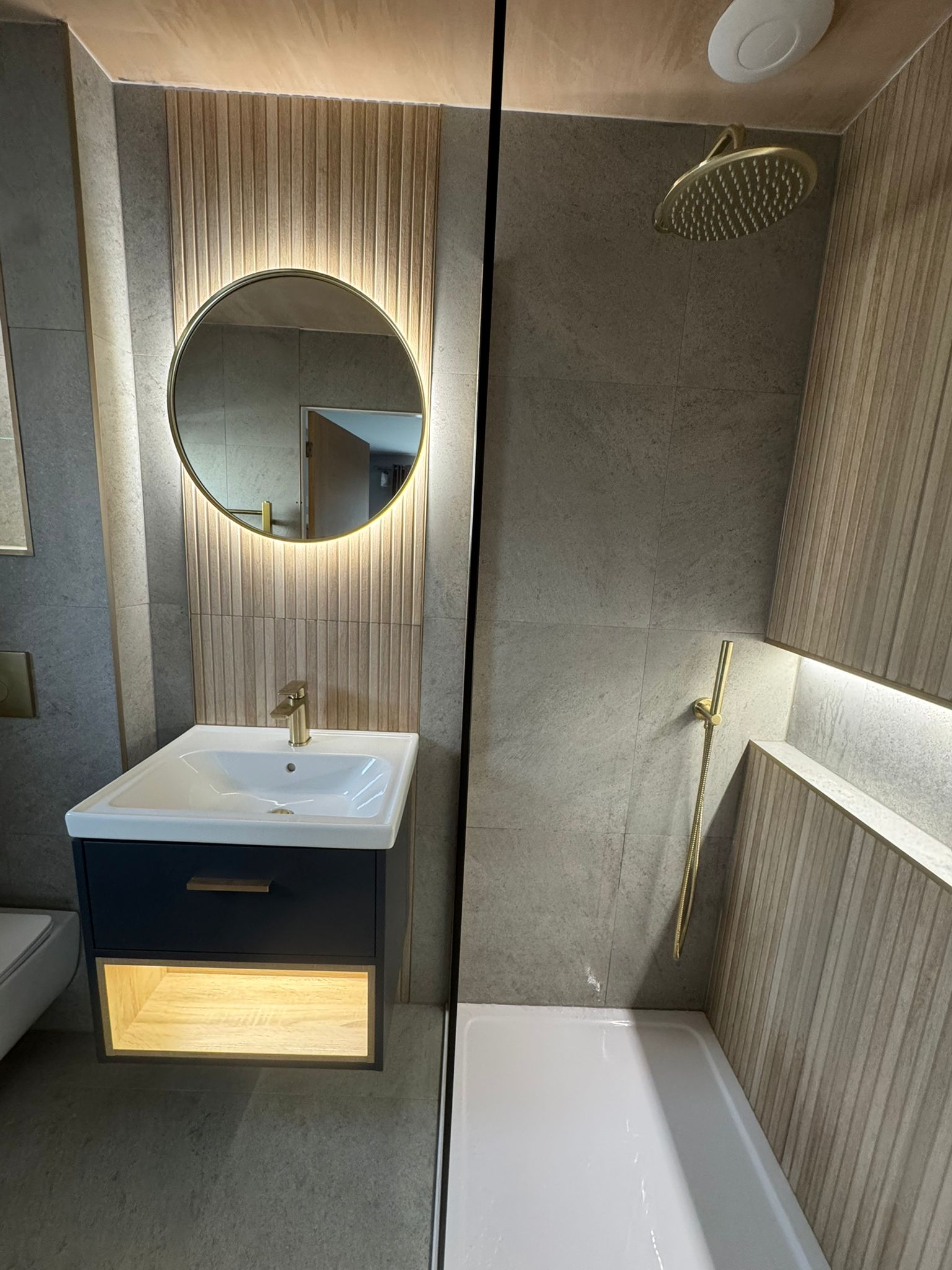 PHOTO-2025-12-03-12-16-46