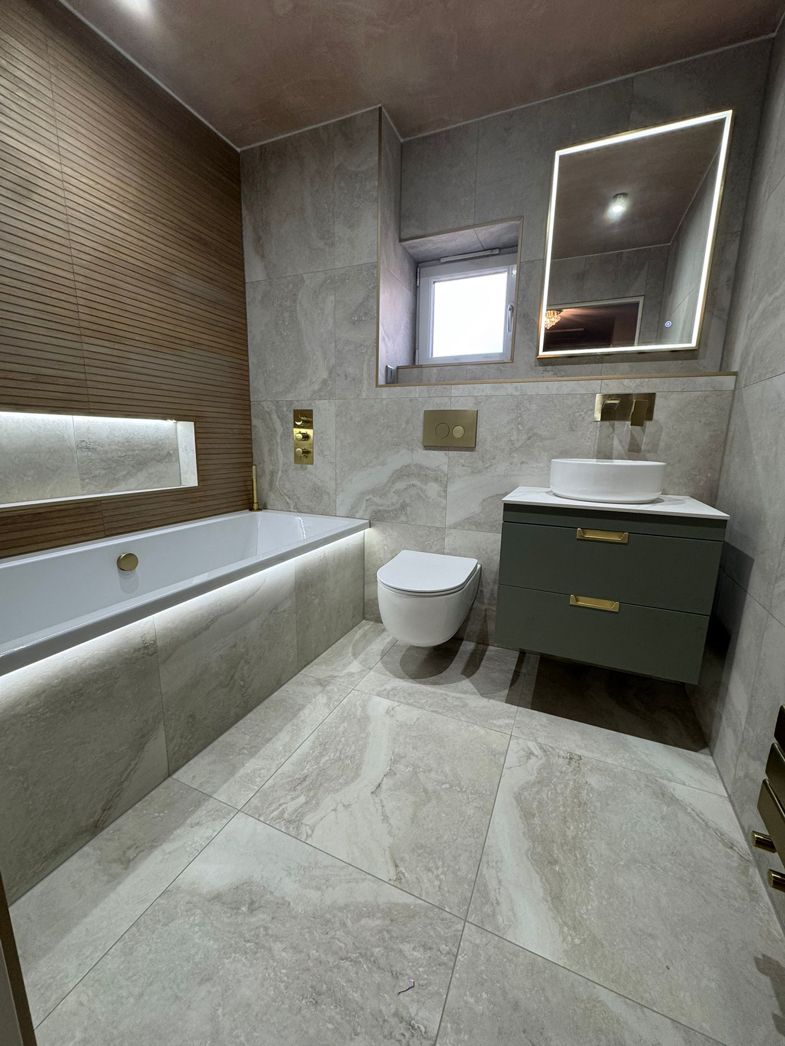 PHOTO-2025-12-12-12-40-23 (2)