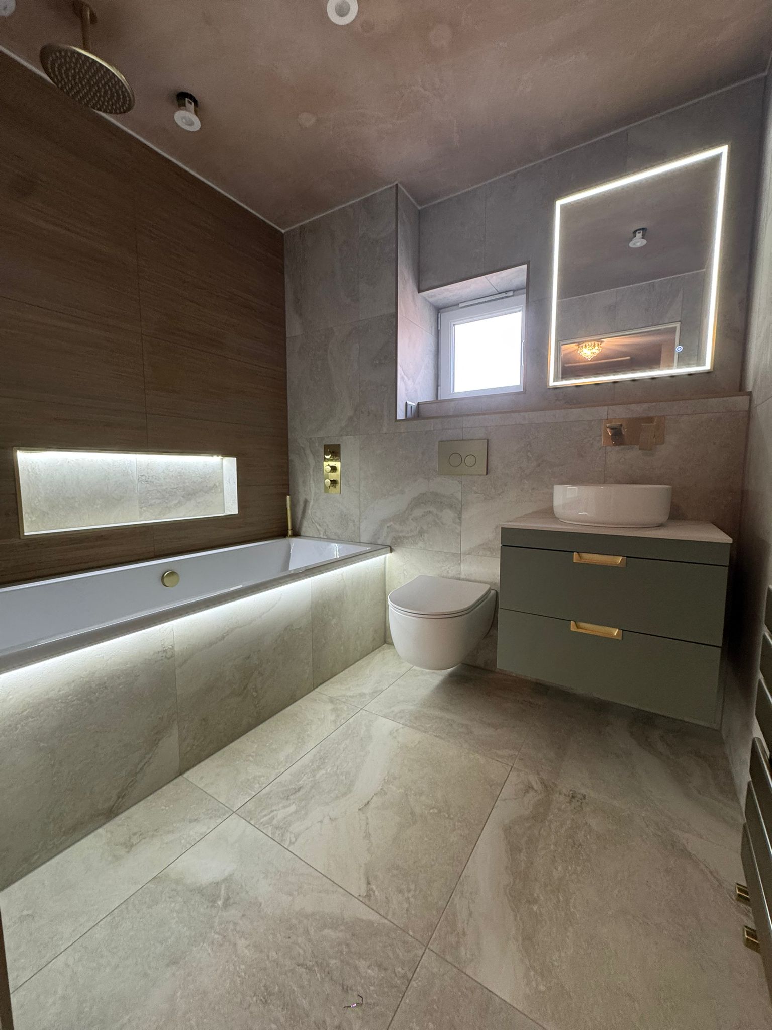 PHOTO-2025-12-12-12-40-23 (4)