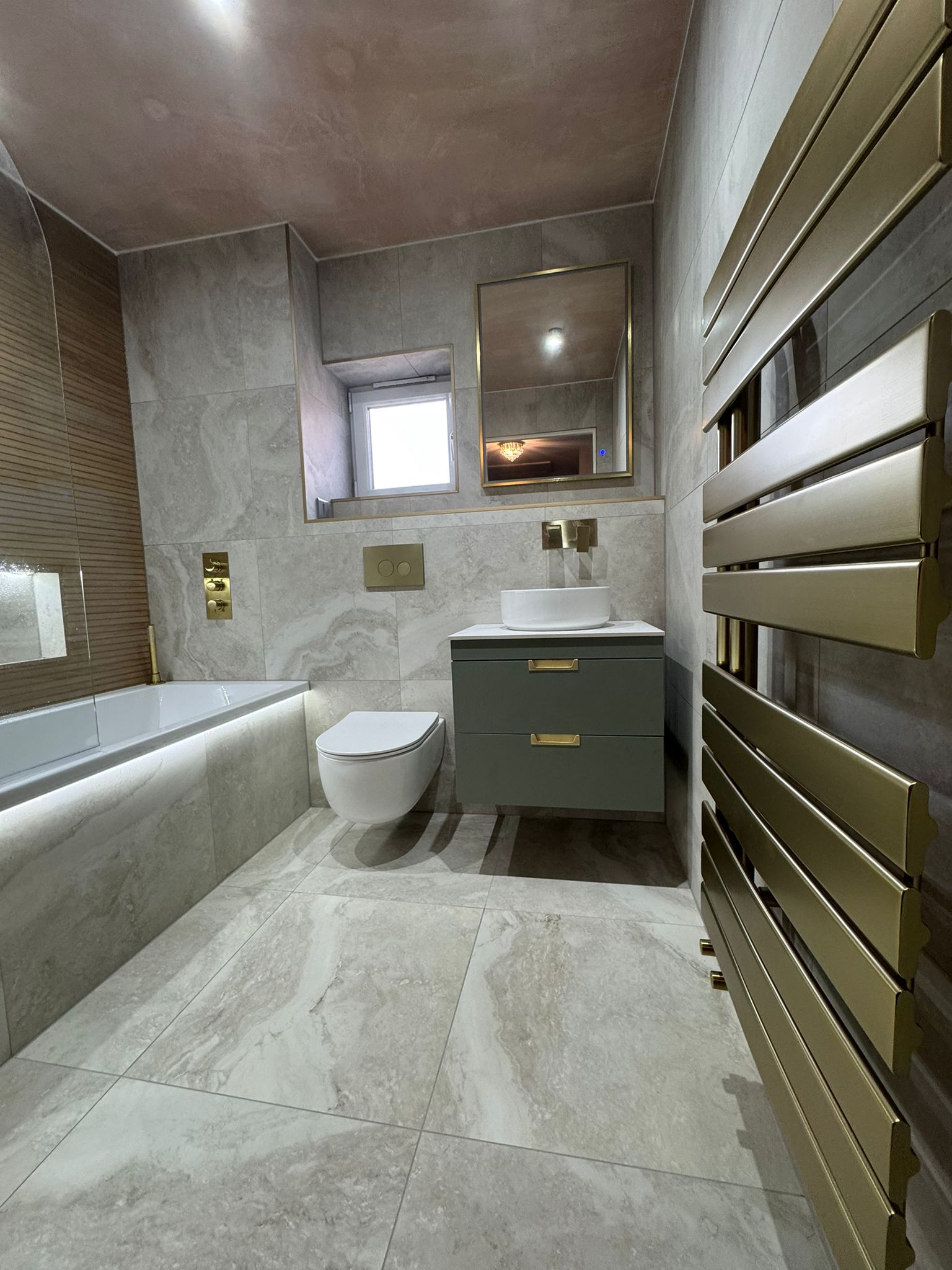 PHOTO-2025-12-12-12-40-23